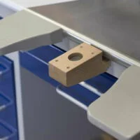 Mesa de trabajo para laboratorio dental con 2 puestos