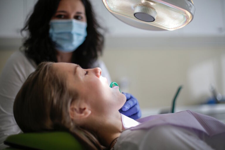 que son los eyectores de saliva ventajas y beneficios