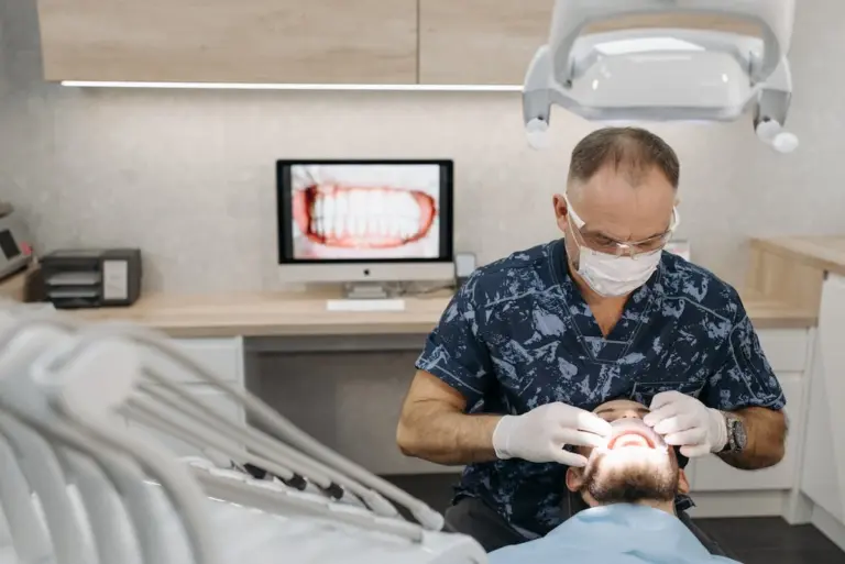 Integración de IA y automatización del flujo clínico dental